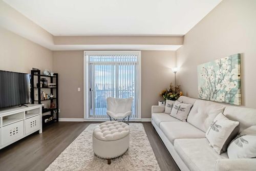 301-117 Copperpond Common Se, Calgary, AB, T2Z5E2 | Card Image