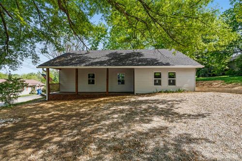 124 Lakeview Dr, Glasgow, KY, 42141-3108 | Card Image