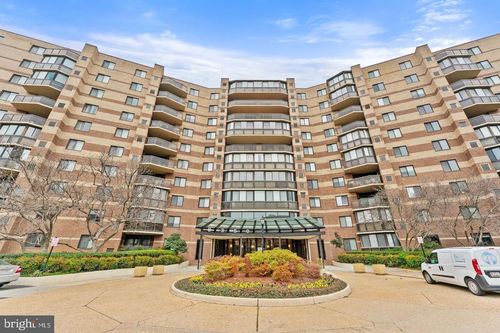 unit-119-8350 Greensboro Dr, MCLEAN, VA, 22102-3507 | Card Image