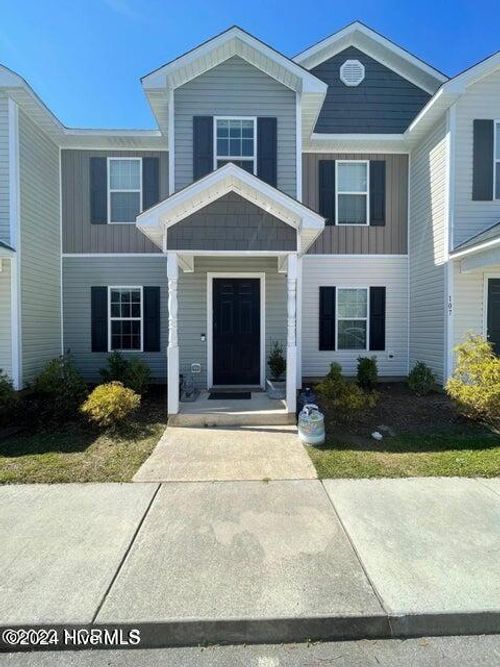 105 W Murrow Ln, Jacksonville, NC, 28546-0051 | Card Image