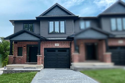 418 Old Wonderland Rd, London, ON, N6K3R2 | Card Image