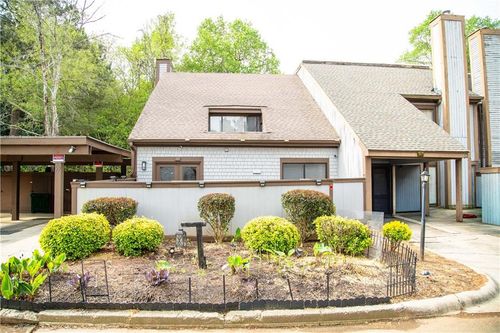 77 Willowick Dr, Lithonia, GA, 30038-1700 | Card Image