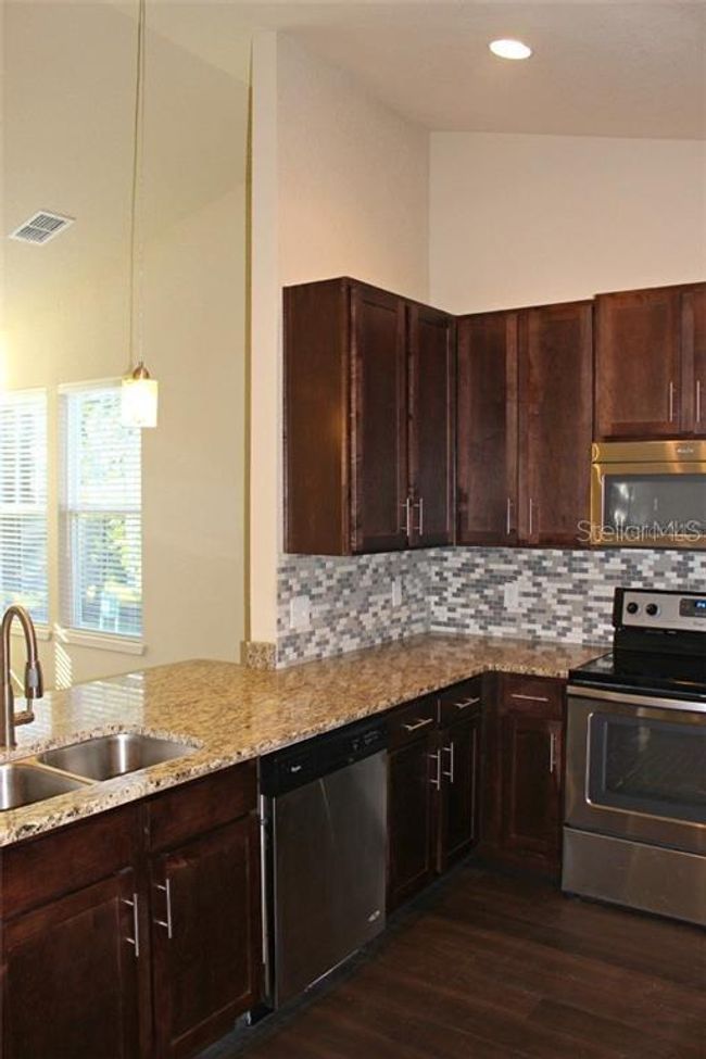 201 325 N Florida Avenue, Sold in Deland Zoocasa