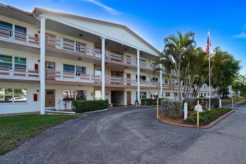 apt-109-6015 19th St N, ST PETERSBURG, FL, 33714-4712 | Card Image