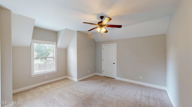 1377-Notting-Hill-Loop-07112025_011631 | Image 33