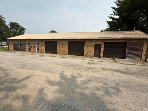 907 N Vincennes Ave, Petersburg, IN, 47567-1027 | Card Image