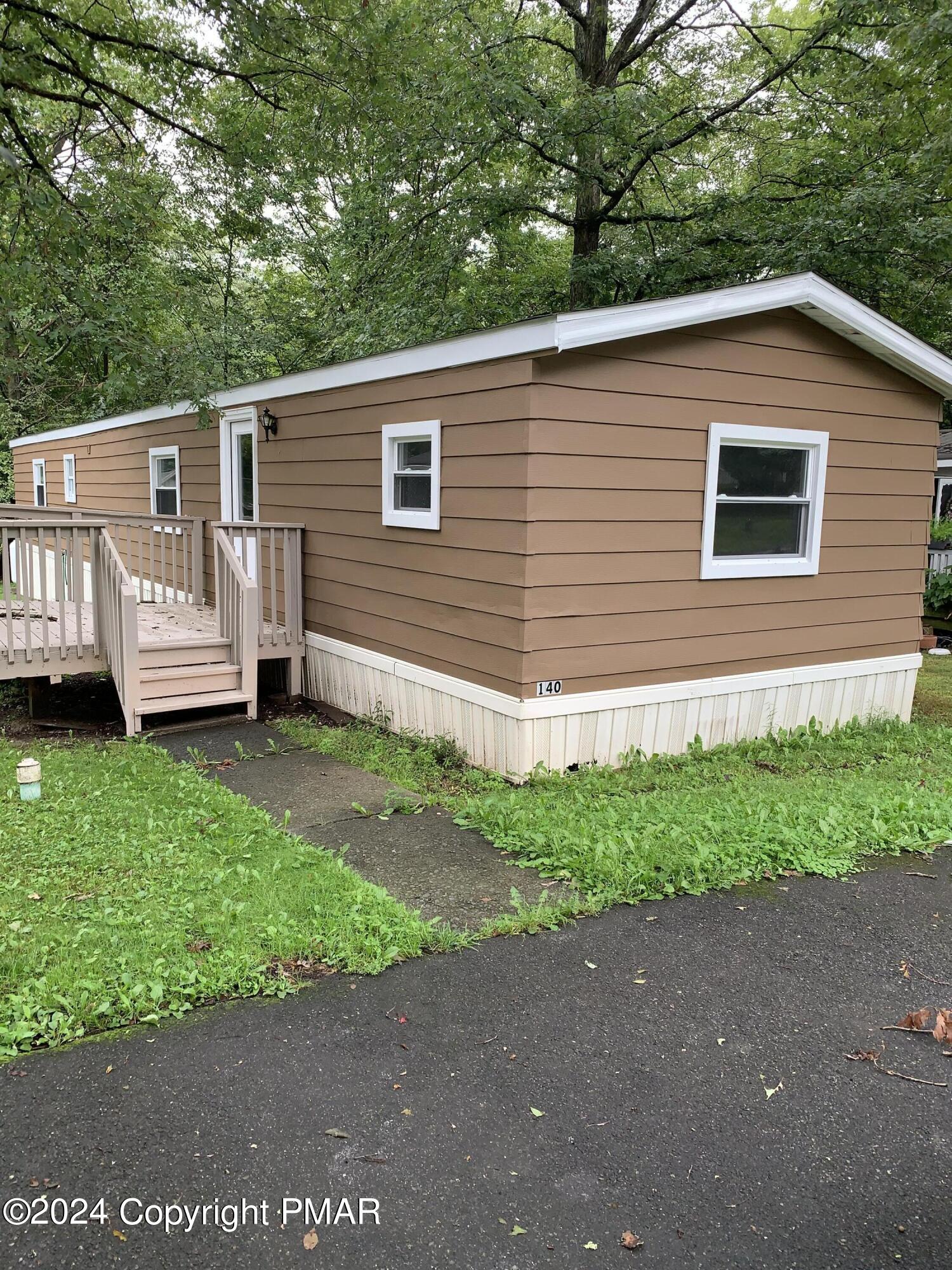 Green Mountain Dr, East Stroudsburg, PA 18302