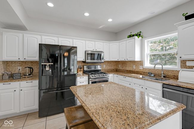 11347 Whitewater Way, House other with 5 bedrooms, 4 bathrooms and null parking in Fishers IN | Image 12