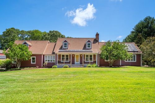 143 Hattertown Rd, Newtown, CT, 06470-2440 | Card Image