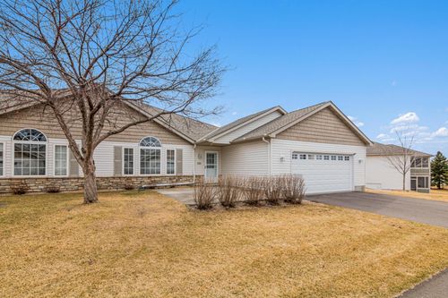 101 Bridgewater Trl, HUDSON, WI, 54016-7781 | Card Image