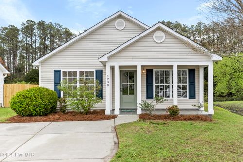 4930 N Hampton Dr Se, Southport, NC, 28461-7420 | Card Image