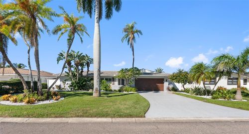68 Windward Is, Clearwater Beach, FL, 33767-2321 | Card Image