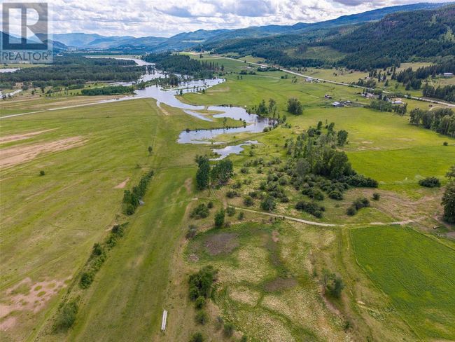 7398 Yellowhead Highway, House other with 3 bedrooms, 1 bathrooms and null parking in Darfield BC | Image 49