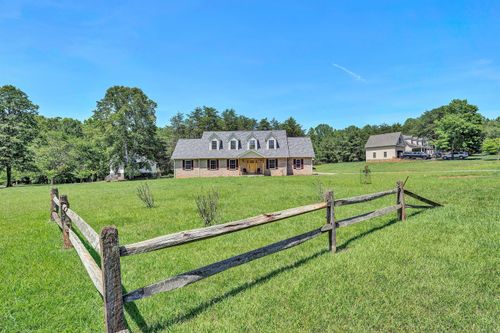 2651 Timberwood Ln, Moneta, VA, 24121-2651 | Card Image