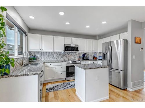 5075 Weeping Willow Cir, Highlands Ranch, CO, 80130-4485 | Card Image