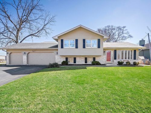 27W015 Manchester Rd, Winfield, IL, 60190-1410 | Card Image