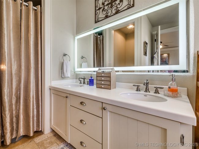 55 Boardwalk, House other with 2 bedrooms, 3 bathrooms and null parking in Carlton Lndg OK | Image 37