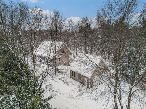 3553 Duck Lake Rd, Whitehall, MI, 49461-9721 | Card Image