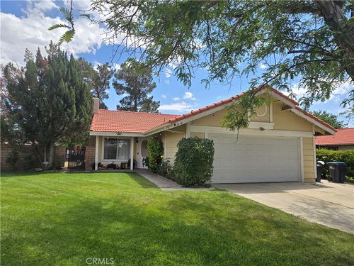 1514 Essex, Lancaster, CA, 93534 | Card Image