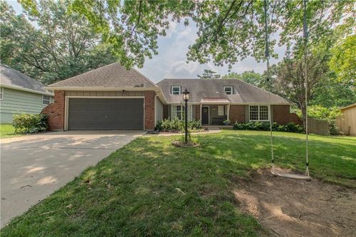 12430 Valley Brook Dr, Grandview, MO, 64030-1594 | Card Image
