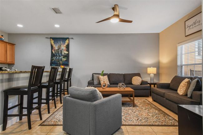 8963 Coco Palm Rd, Townhouse with 4 bedrooms, 3 bathrooms and null parking in KISSIMMEE FL | Image 7