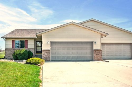 a-109 E Lake Ct, Atlanta, IL, 61723-8809 | Card Image