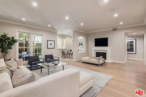 apt-218-11500 San Vicente Blvd, LOS ANGELES, CA, 90049-6294 | Card Image