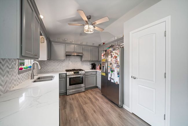 2113 Lolo Pass Dr, House other with 4 bedrooms, 2 bathrooms and 6 parking in Plainfield IL | Image 8