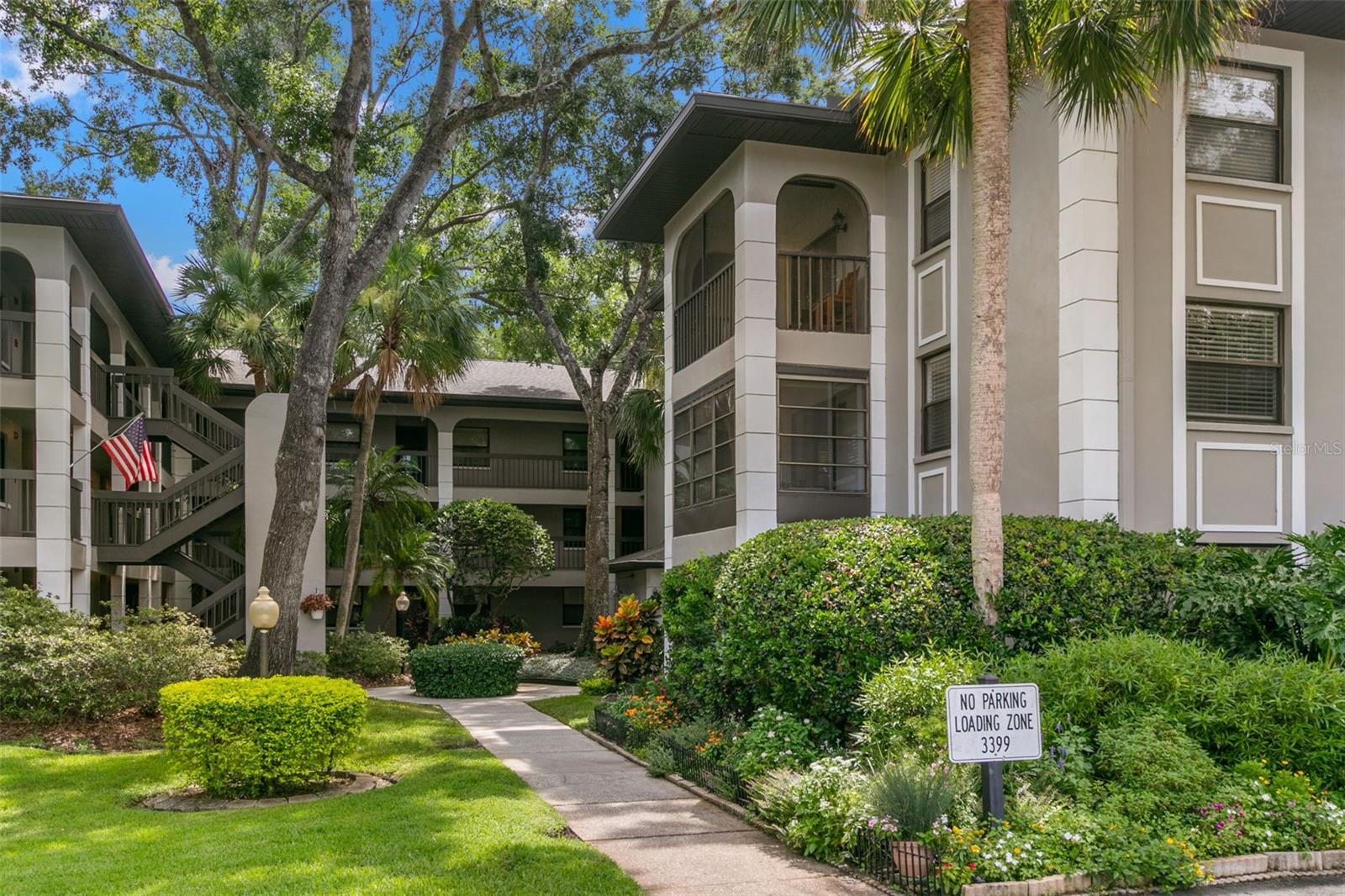 Residential in PALM HARBOR