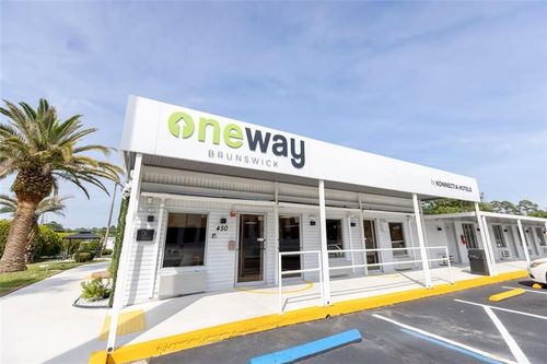 450 Warren Mason Blvd, Brunswick, GA, 31520-1232 | Card Image