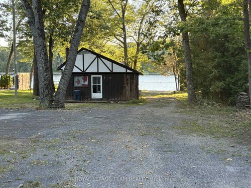 1142 Bayview Dr, Woodlawn, ON, K0A3M0 | Card Image