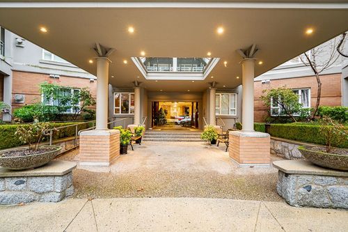 303-5683 Hampton Pl, Vancouver, BC, V6T2H3 | Card Image