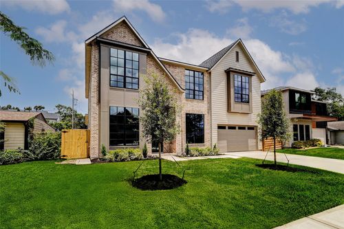 1810 Woodcrest Dr, Houston, TX, 77018-5037 | Card Image