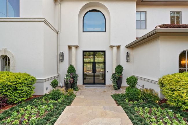 1508 Mesa Ridge Ln, House other with 5 bedrooms, 5 bathrooms and 6 parking in Austin TX | Image 4