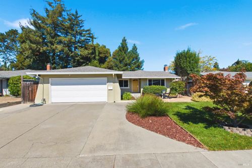 1889 Lindo St, Benicia, CA, 94510-2315 | Card Image