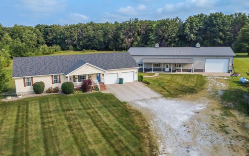 8931 Audrain Road 104, Centralia, MO, 65240-5833 | Card Image