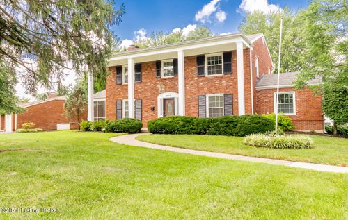 8613 Whipps Bend Rd, Bellemeade, KY, 40222-4513 | Card Image
