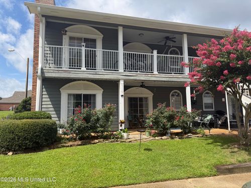 43 Lake Barnett Dr, Brandon, MS, 39047-6277 | Card Image
