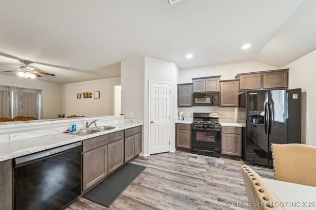 14995 S 276 Th East Ave, House other with 4 bedrooms, 2 bathrooms and null parking in Coweta OK | Image 13