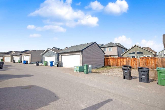 193 Cranford Drive Se, Home with 4 bedrooms, 2 bathrooms and 2 parking in Calgary AB | Image 49