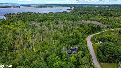 36 Meadows Ave, Tay, ON, L0K2C0 | Card Image