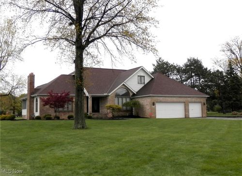 311 Miner Rd, Highland Heights, OH, 44143-1536 | Card Image