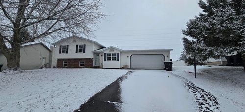 916 Liberty Drive, Deforest, WI, 53532 | Card Image
