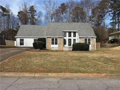 6762 Oakland Dr, Douglasville, GA, 30135-3550 | Card Image