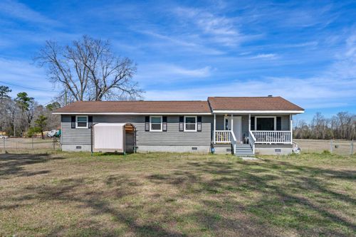 3486 Bethel Chapel Rd, Loris, SC, 29569-7818 | Card Image
