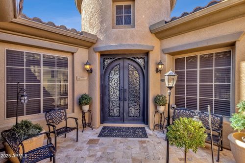 3426 E Raven Dr, Chandler, AZ, 85286-5736 | Card Image