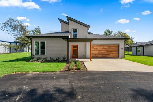 1100 S Main St, Lindale, TX, 75771-6386 | Card Image