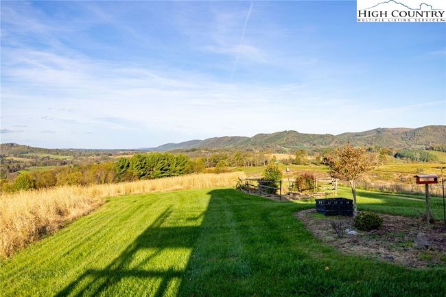 200 Bp Tree Farm Ln, House other with 3 bedrooms, 3 bathrooms and null parking in Sparta NC | Image 36