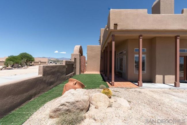 57388 Manzanita Dr, House other with 3 bedrooms, 3 bathrooms and 11 parking in Yucca Valley CA | Image 35