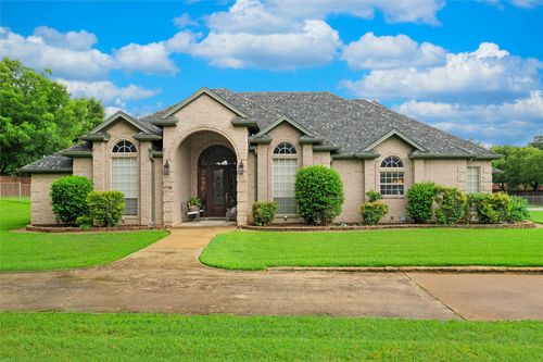 1718 Wanda Way, Arlington, TX, 76001-7030 | Card Image